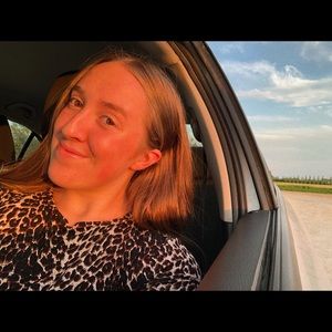 Meet your Posher, Jessica